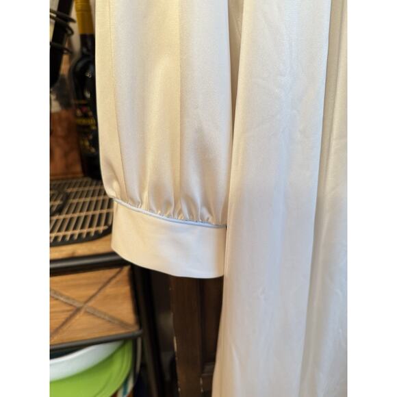 Vtg Ivory Shadowline Nightgown & Robe Set Embroidered & Blue Piping EUC Sz LG - Picture 16 of 16